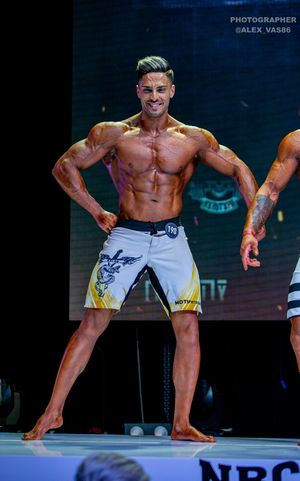 MEN‘S PHYSIQUE +179